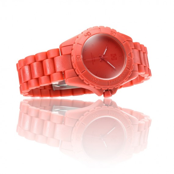 KR3W Phantom watches K1231RED p 570x570 KR3W Phantom Watch and KR3W Halo Watch in Clear Gray